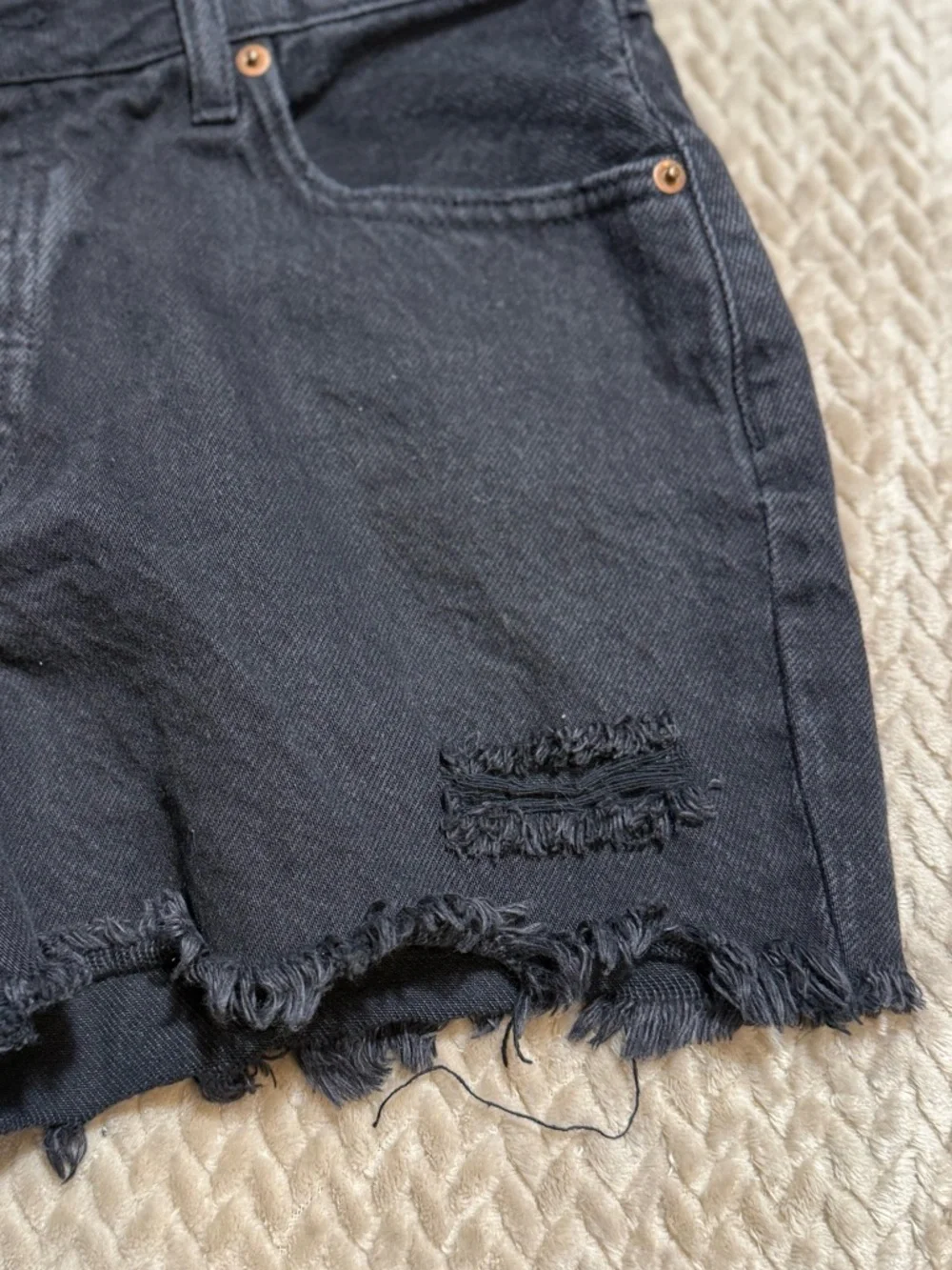Black Distressed Denim Shorts High Rise Y2K Festival Cutoff Jean Shorts Size 26 - Picture 9 of 9